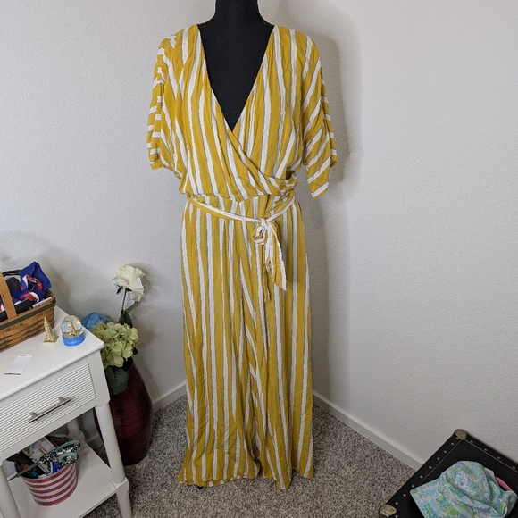 Collectif Pants - 💘 Modcloth x Collectif London Jumpsuit Sz XL Yellow Set Sail Wide Leg Striped